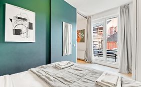 Venus Apartments - King Street II - Balcony